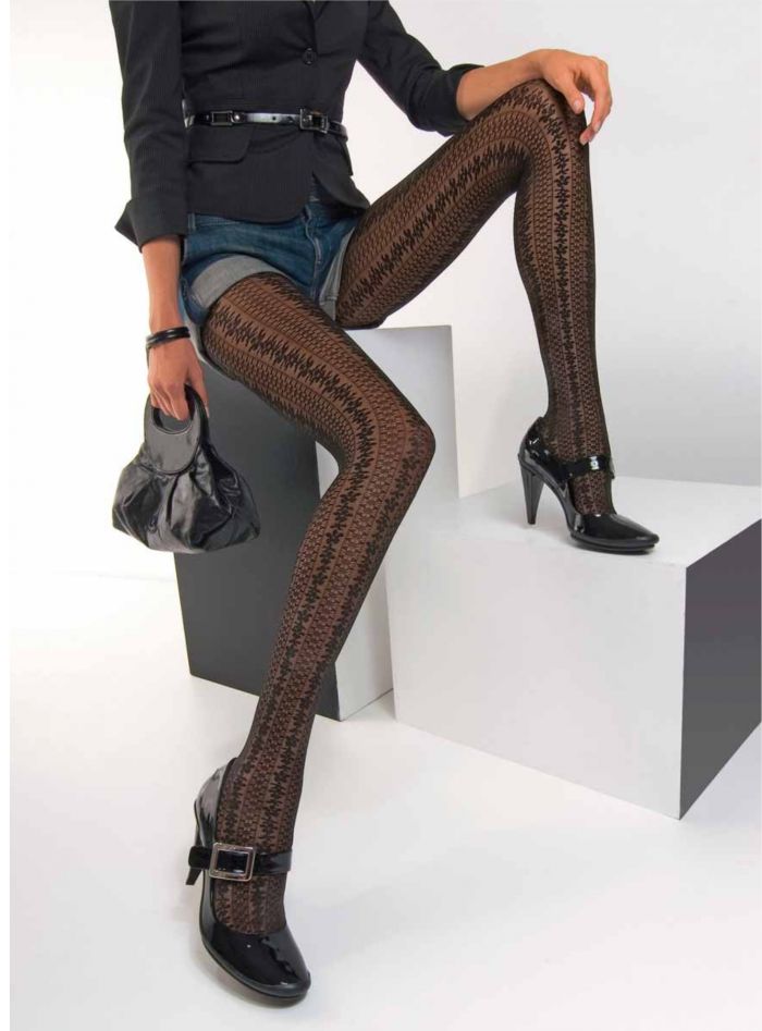 Celeste Stein Celeste-stein-moda-pe-2008-23  Moda PE 2008 | Pantyhose Library